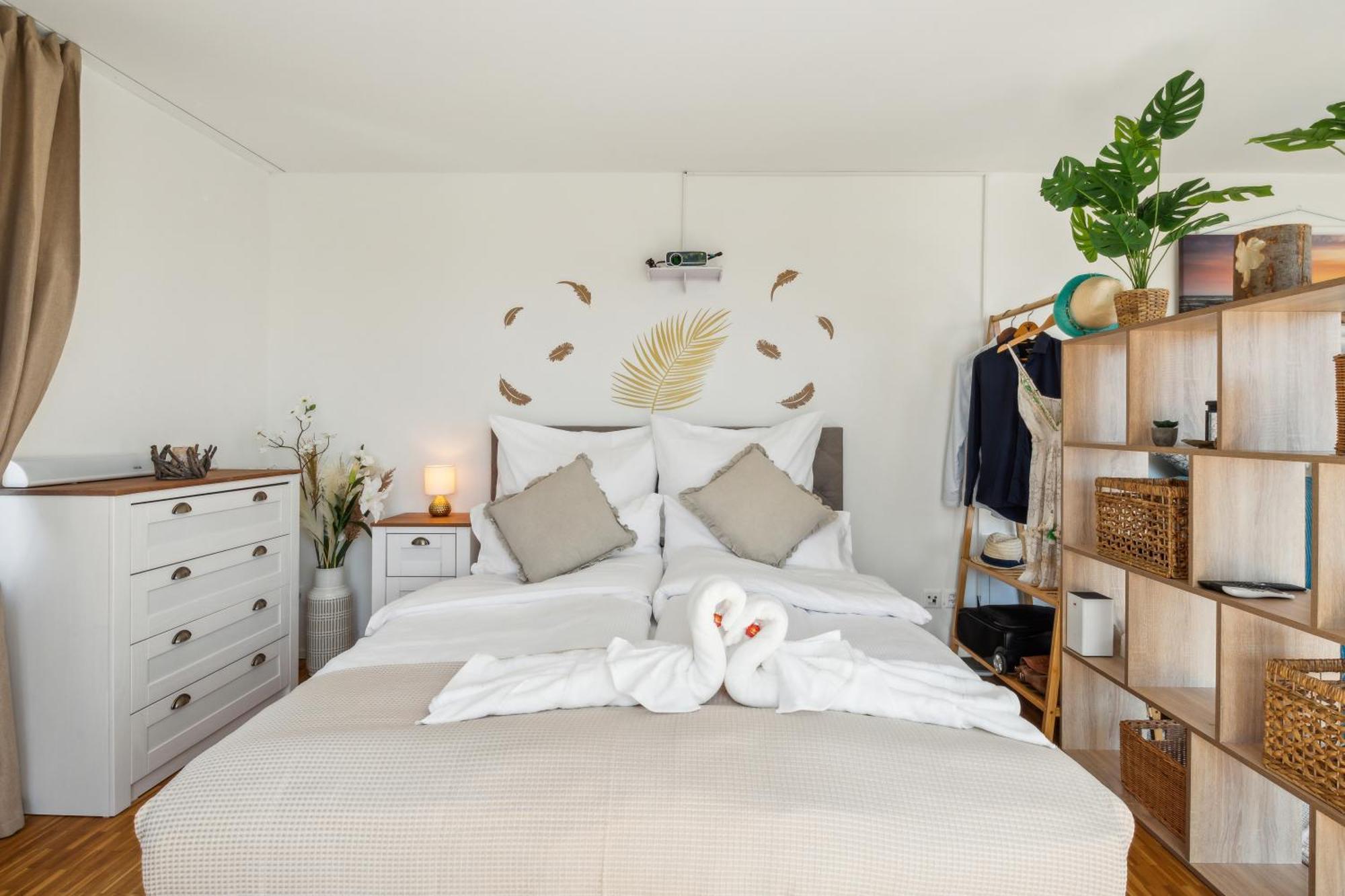 Business I Family Apartment I 1-4 Personen - Aare Blick, Nahe Altstadt I Beamer - 99" Leinwand I Terrassen Lounge Und Parkplatz بروغ المظهر الخارجي الصورة
